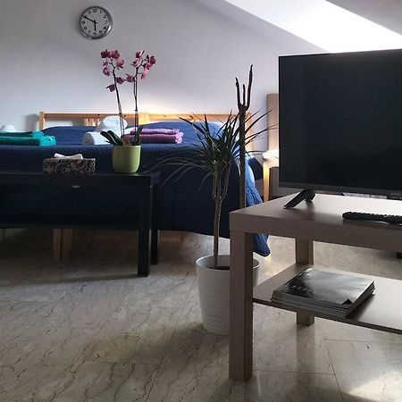 La Casa Di Marta - Ampia Ed Accogliente Mansarda In Piazza Statuto Leilighet Torino Eksteriør bilde